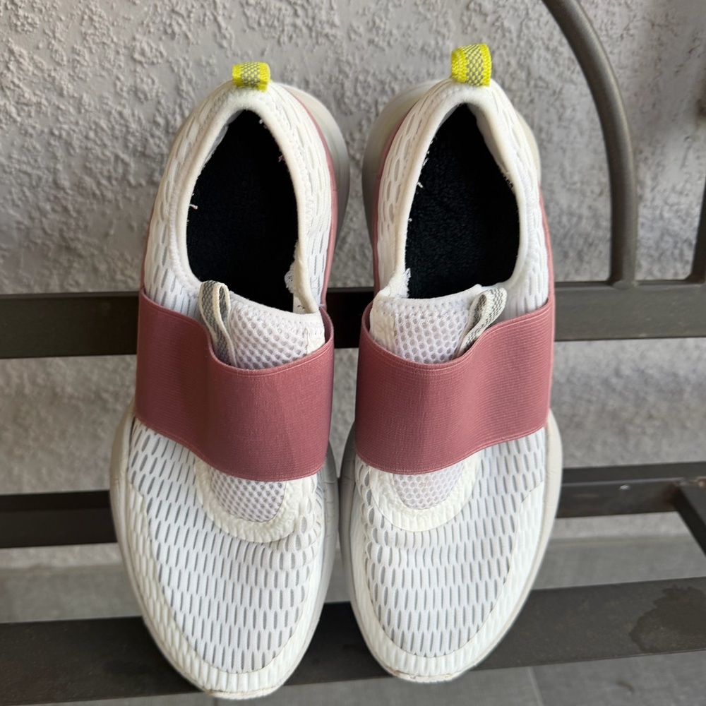 Sorel Size 8 Kinetic Impact Strap White Pink Slip-on Float
Sneaker DUAL IMPACT - Picture 2 of 15